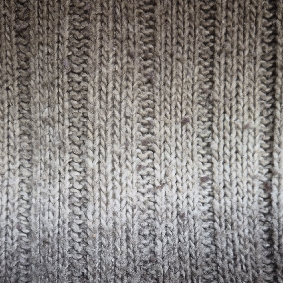 Arizona Jean Company Ombre Brown V-Neck Sweater - Picture 7 of 10